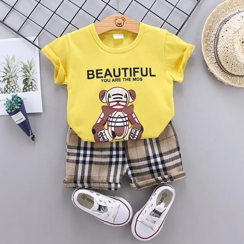 2-piece Bear Pattern T-shirt & Plaid Shorts for Toddler Boy Wholesale Children's Clothing