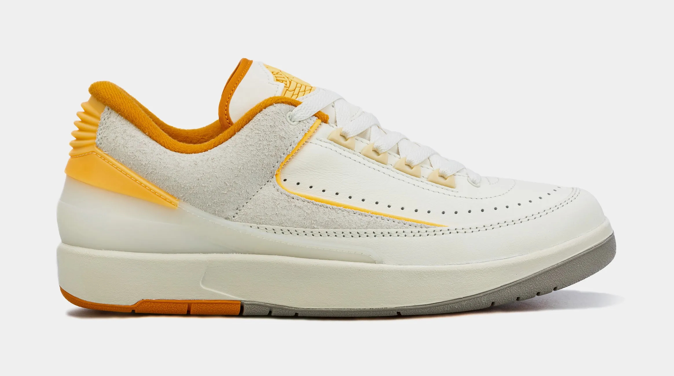 Air Jordan 2 Retro Low Melon Tint Mens Lifestyle Shoes (Beige/Orange )