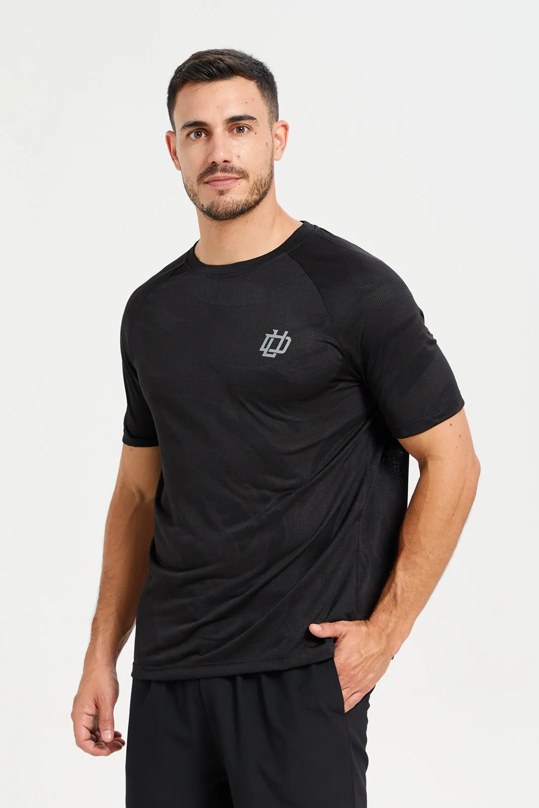 Men Black Embellished Active T-Shirt