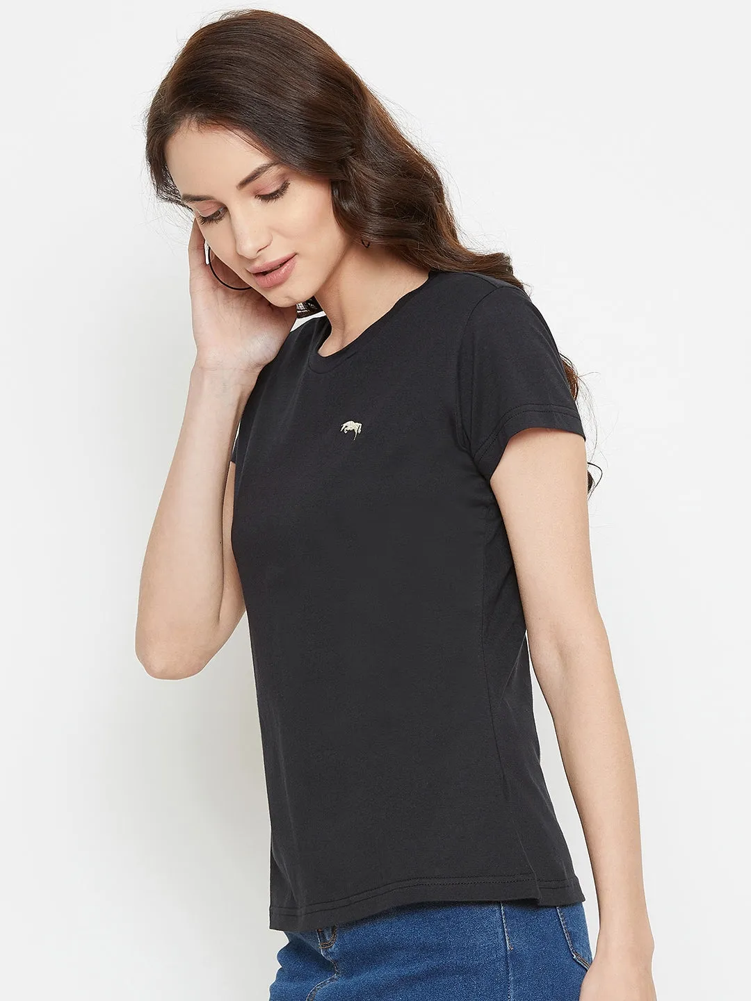 Women Black Solid Casual Round Neck T-shirt